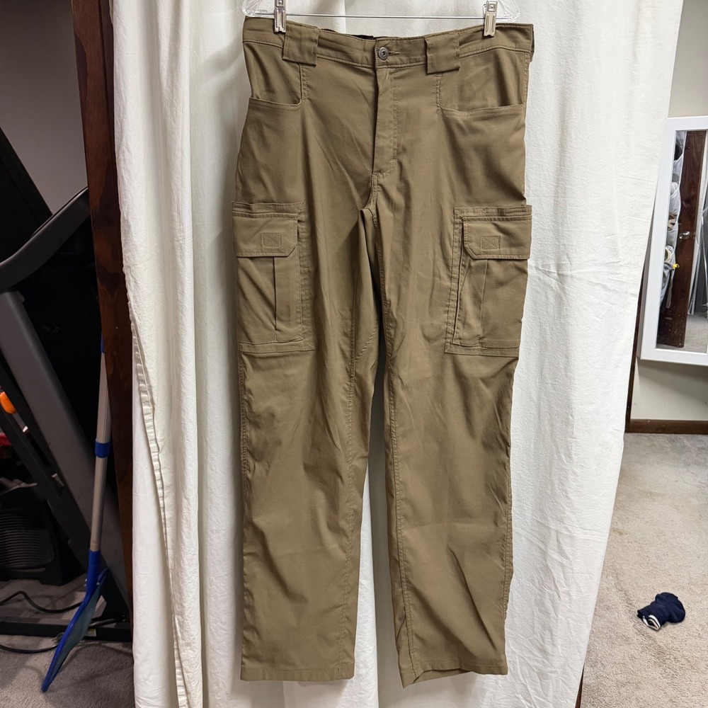 Duluth Trading Co Dry on the Fly Cargo Pants Mens L x 34 Tan Nylon Hiking Work